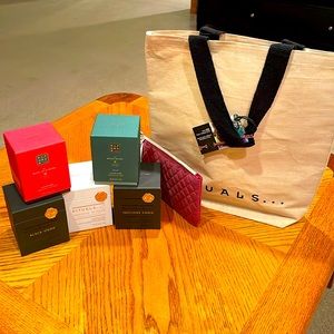 NWOT-Rituals 5pc candle set + free bag + free makeup bag